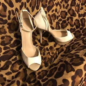 Aldo Cream and Tan Heels